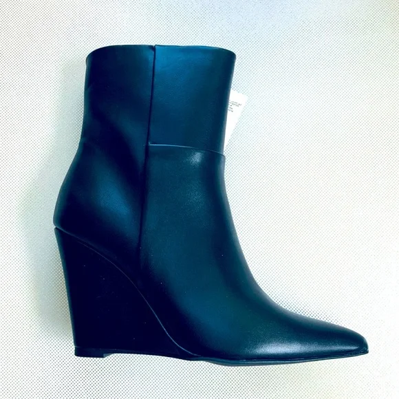 The Drop Women’s Ankle Boots - Picture 1 of 6